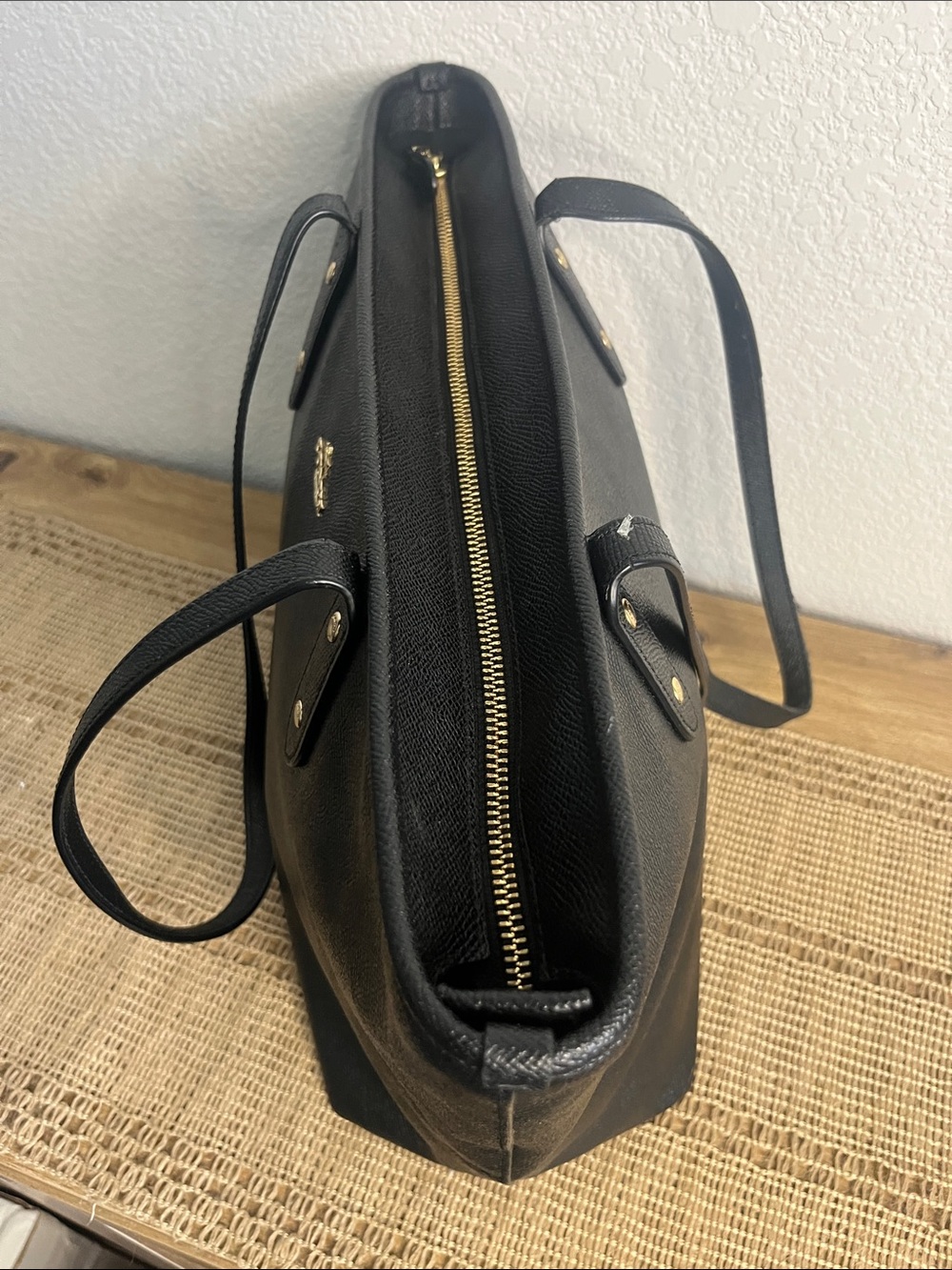 NWOT Coach City Zip Tote Black Crossgrain Leather F58846 - Picture 8 of 14